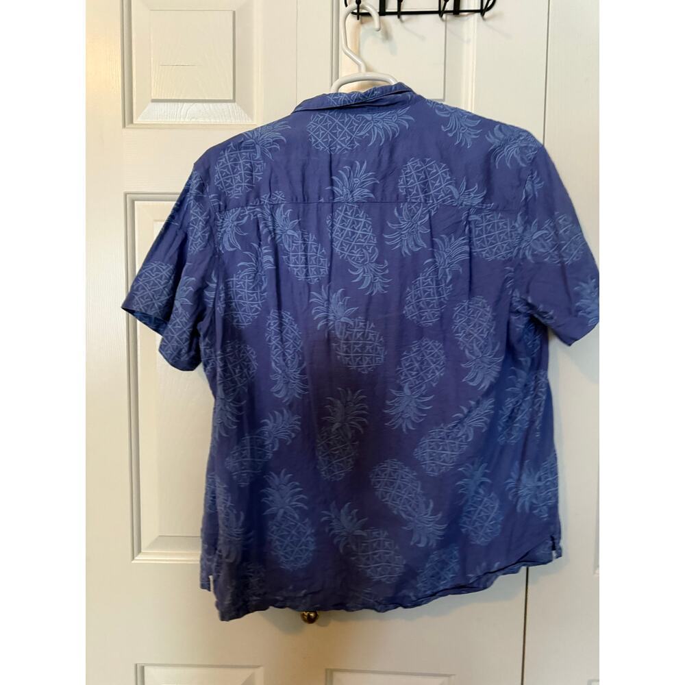 Men's Pineapple Button Up Lrg - Picture 3 of 3